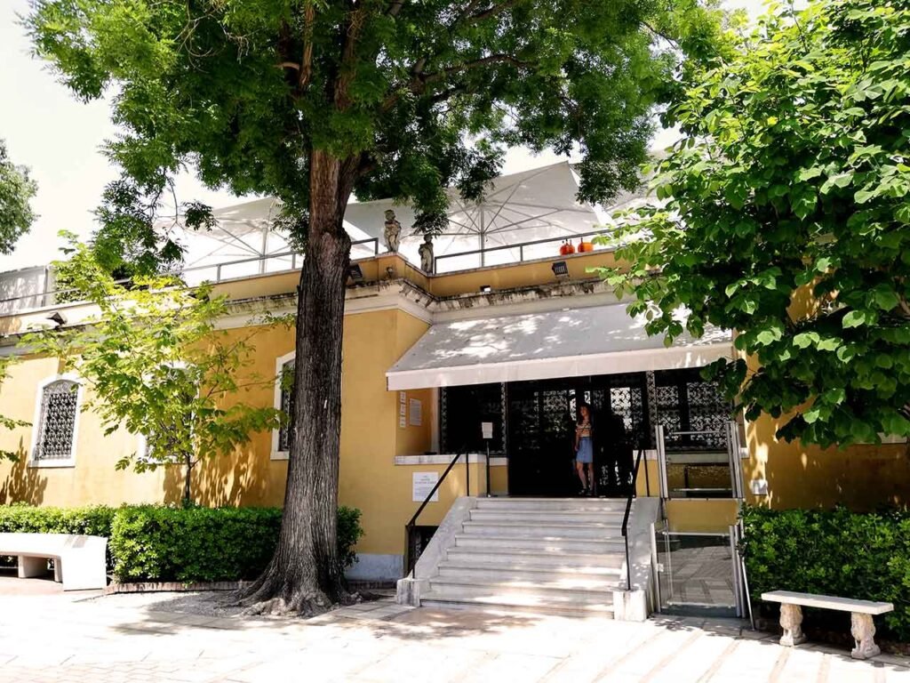 ⛪ Salute : La Sentinelle de Marbre et le Souffle de la Résilience